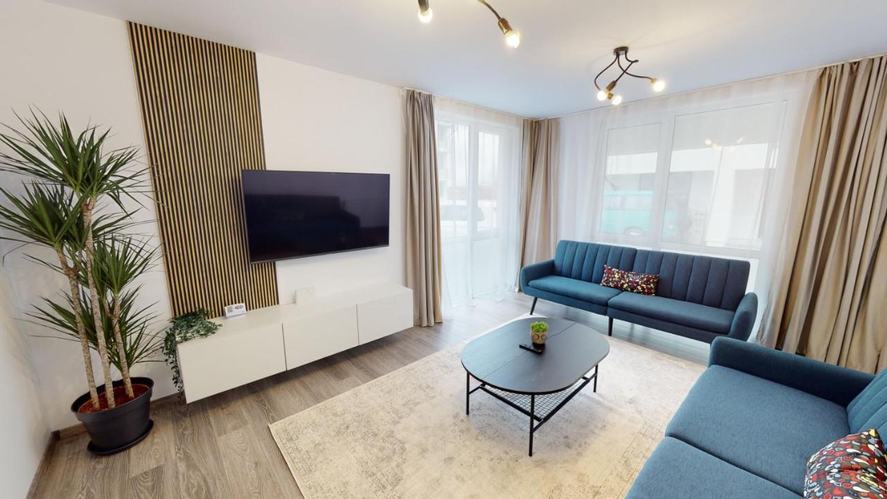 Apartment By The Lake Nr 4 Vrt 시비우 외부 사진