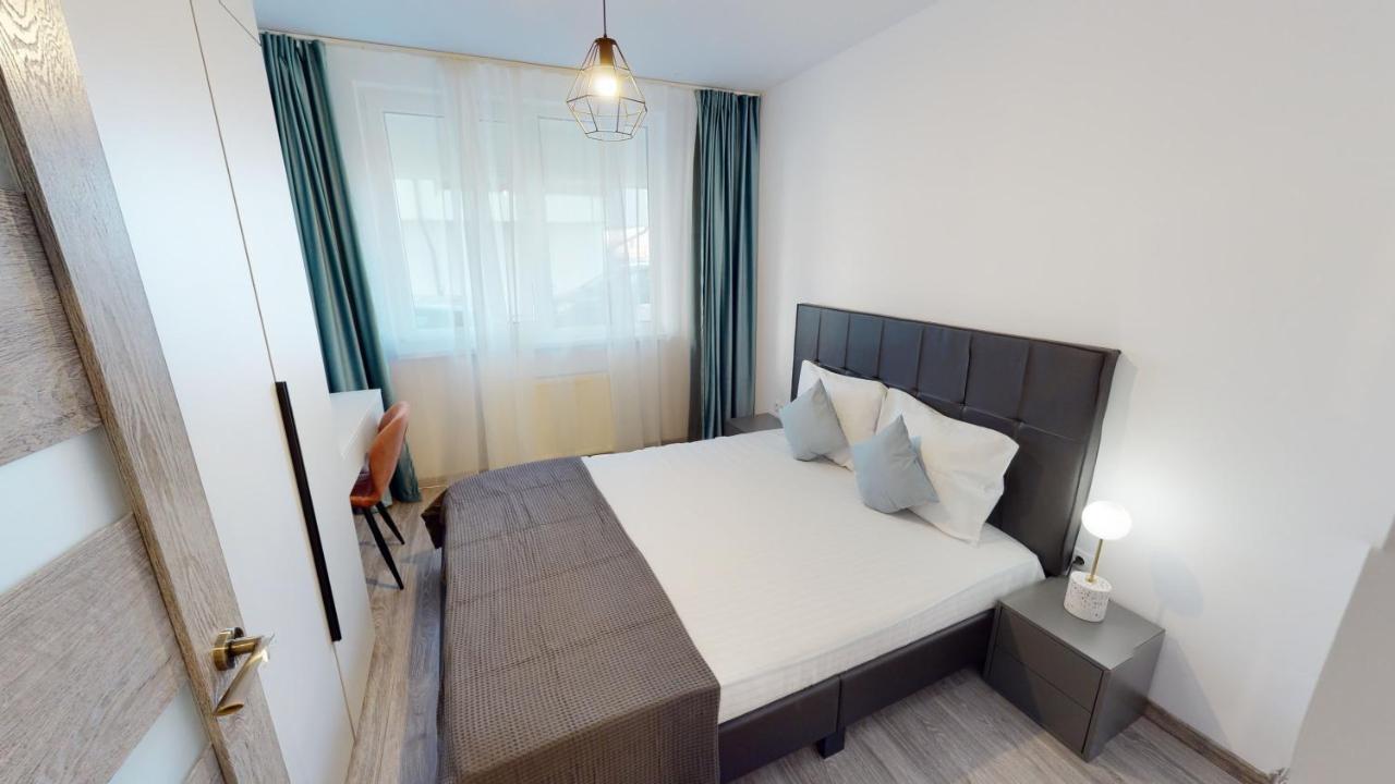 Apartment By The Lake Nr 4 Vrt 시비우 외부 사진